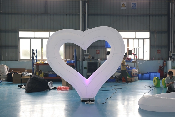 2.5M Çaplı Şişme Aydınlatma Dekorasyonu Kalp Kemeri LED Işık