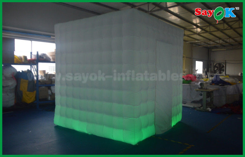Şişme Fotoğraf Stüdyosu 2.5 X 2.5 X 2.5 m 3D Şişme Fotoğraf Kabini Kiosk Çerçeveleri Çevreleyen Dekorasyon Düğün